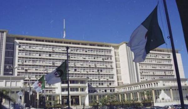 Algérie : Baisse de près de 5 milliards de dollars des réserves officielles de change au premier semestre 2021