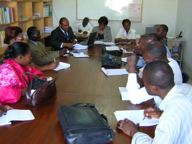 Entreprises : prédominance des charges de personnel dans la répartition de la valeur ajoutée en 2012 Entreprises : prédominance des charges de personnel dans la répartition de la valeur ajoutée en 2012