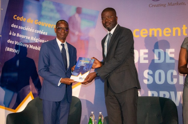 M. PATOKI ( Pdt CREPMF) et M. ABA (SODECI).jpg M. PATOKI ( Pdt CREPMF) et M. ABA (SODECI).jpg