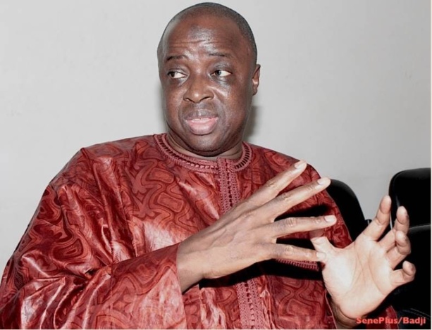 Mouhamadou Mbodj, coordonnateur du Forum Civil, antenne sénégalaise de l'ONG Transparency International. Mouhamadou Mbodj, coordonnateur du Forum Civil, antenne sénégalaise de l'ONG Transparency International.