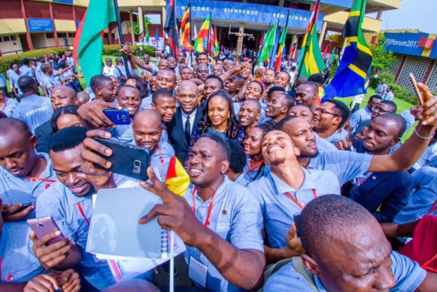 5000 dollars, formation de 12 semaines, réseautage au profit des jeunes : La Fondation Tony Elumelu affiche la générosité pour le développement de l’Afrique 5000 dollars, formation de 12 semaines, réseautage au profit des jeunes : La Fondation Tony Elumelu affiche la générosité pour le développement de l’Afrique