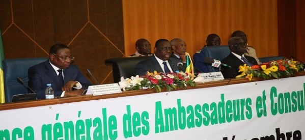 La diplomatie économique était au cœur des débats lors de la quatrième rencontre des ambassadeurs et consuls du Sénégal du 26 au 28 décembre à Dakar La diplomatie économique était au cœur des débats lors de la quatrième rencontre des ambassadeurs et consuls du Sénégal du 26 au 28 décembre à Dakar