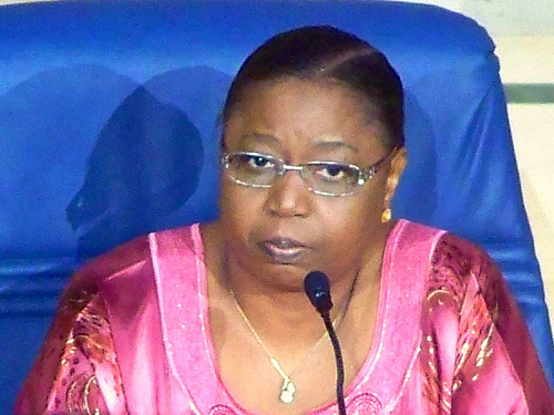 Eva Marie Coll Seck ,ministre de la santé et de l’action sociale. Eva Marie Coll Seck ,ministre de la santé et de l’action sociale.