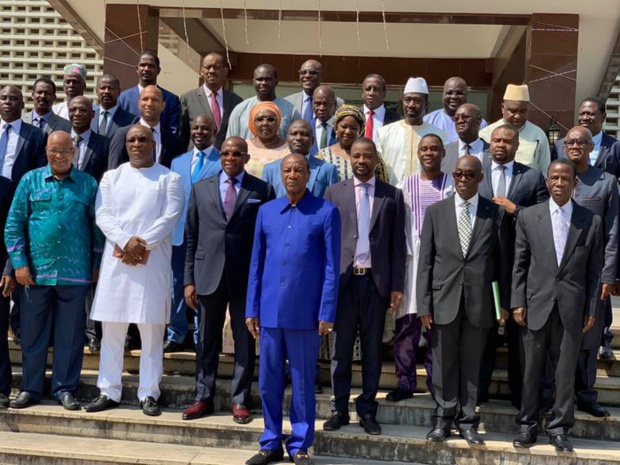 Guinée : Des poursuites judiciaires contre l’ex président Condé et plusieurs anciens responsables de son régime Guinée : Des poursuites judiciaires contre l’ex président Condé et plusieurs anciens responsables de son régime