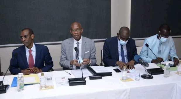 Rémunération des enseignants : Les engagements du Gouvernement seront effectifs à la fin du mois de mai Rémunération des enseignants : Les engagements du Gouvernement seront effectifs à la fin du mois de mai