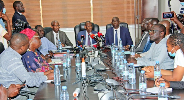 Abdoulaye Daouda Diallo, ministre des Finances : « Tous les engagements financiers avec les enseignants ont été scrupuleusement respectés par le gouvernement »