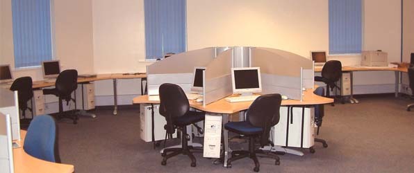 Une stratégie de gestion des produits chimiques sur les lieux de travail en vue Une stratégie de gestion des produits chimiques sur les lieux de travail en vue