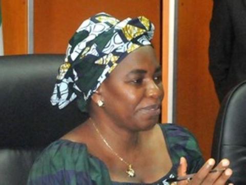 Hon Sarah Reng Ochekpe, ministre des ressources en eau du Nigeria Hon Sarah Reng Ochekpe, ministre des ressources en eau du Nigeria