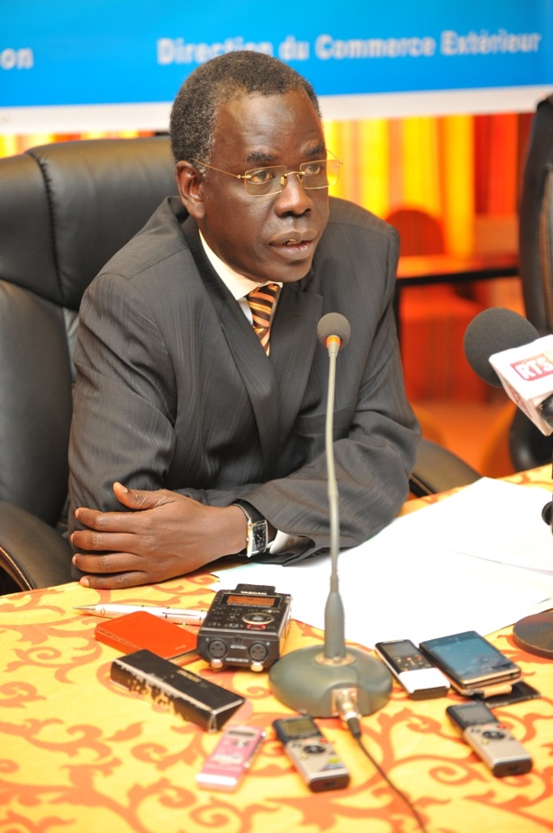 Mamadou Sarr le directeur de cabinet du ministre délégué chargé du budget. Mamadou Sarr le directeur de cabinet du ministre délégué chargé du budget.