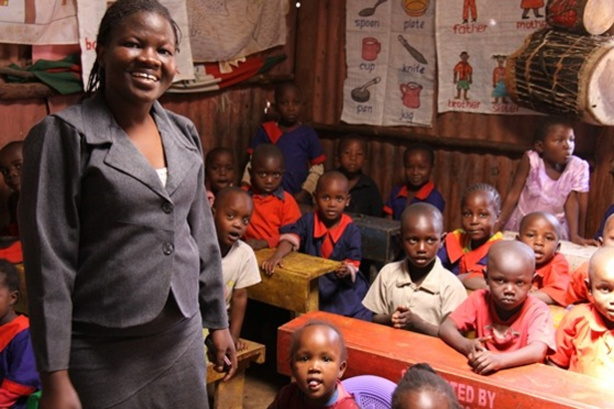 Afrique: L'aide à l'éducation en baisse de 10% depuis 2010, selon l'UNESCO Afrique: L'aide à l'éducation en baisse de 10% depuis 2010, selon l'UNESCO