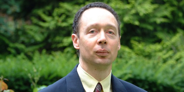 Francis Perrin, président de Stratégies et Politiques Énergétiques, et directeur de la rédaction de Pétrole et Gaz Arabes. Francis Perrin, président de Stratégies et Politiques Énergétiques, et directeur de la rédaction de Pétrole et Gaz Arabes.