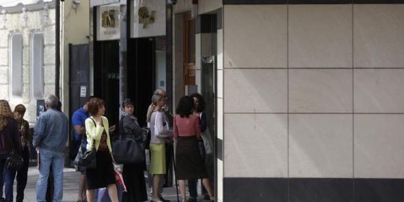 Des queues se sont formées devant les banques bulgares