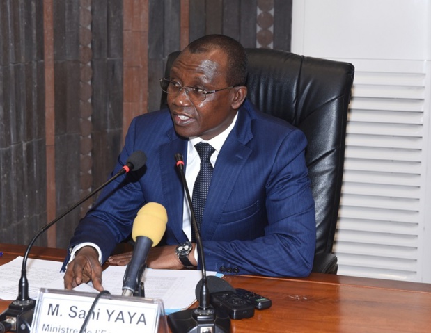 Sani Yaya , président en exercice du Conseil des ministres de l'Uemoa (Image d'archive) Sani Yaya , président en exercice du Conseil des ministres de l'Uemoa (Image d'archive)