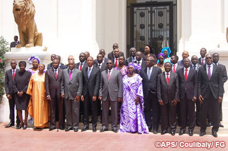 SENEGAL : Le nouveau gouvernement de Mohamed Dione SENEGAL : Le nouveau gouvernement de Mohamed Dione