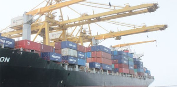 Economie : Amélioration de 2,1% de la compétitivité de l’économie sénégalaise en avril 2014 Economie : Amélioration de 2,1% de la compétitivité de l’économie sénégalaise en avril 2014