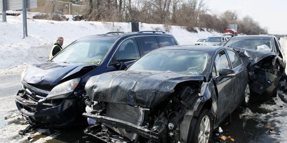 Etats-Unis : les accidents de la route coûtent 900 milliards de dollars par an Etats-Unis : les accidents de la route coûtent 900 milliards de dollars par an