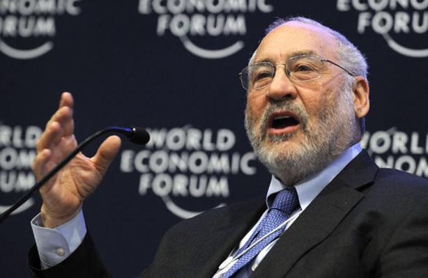 Joseph Stiglitz est prix Nobel d'économie et professeur à l'université de Columbia à New-York Joseph Stiglitz est prix Nobel d'économie et professeur à l'université de Columbia à New-York