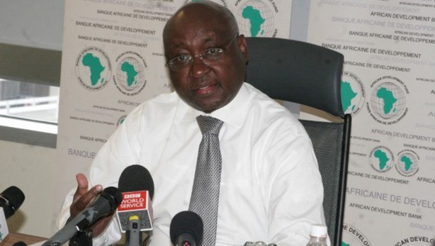 Le président Donald Kaberuka à l'occasion du 50 ème anniversaire de la BAD - Célébrer le parcours, prendre un nouvel engagement pour l'avenir Le président Donald Kaberuka à l'occasion du 50 ème anniversaire de la BAD - Célébrer le parcours, prendre un nouvel engagement pour l'avenir