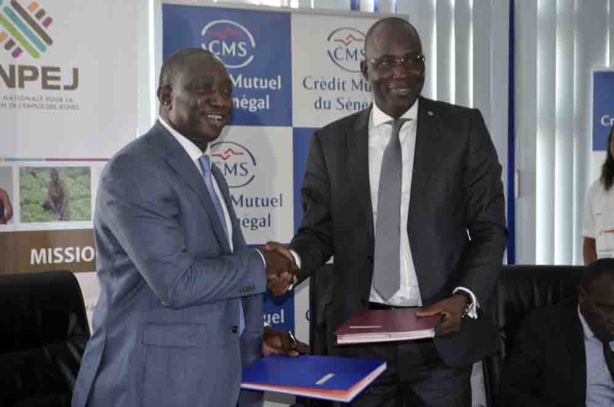De gauche à droite Amadou Lamine Dieng directeur général de l'ANPEJ et Mohamed Ndiaye directeur général du CMS De gauche à droite Amadou Lamine Dieng directeur général de l'ANPEJ et Mohamed Ndiaye directeur général du CMS