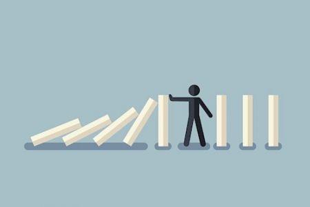 Avec des pertes potentielles de 620 milliards $ en 2022, les banques américaines sont objectivement plus risquées que les marchés africains Avec des pertes potentielles de 620 milliards $ en 2022, les banques américaines sont objectivement plus risquées que les marchés africains