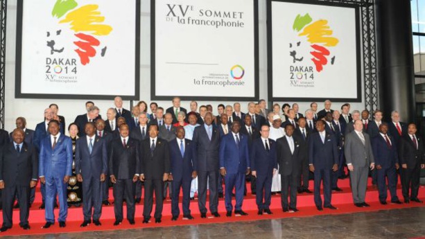 Photo de famillle a l`ouverture du 15eme sommet de la Francophonie a Dakar