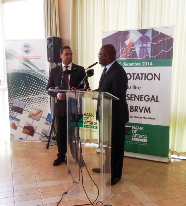 De gauche a droite , Monsieur Laurent Basque directeur général de BOA Senegal et Monsieur Edoh Kossi AMENOUNVE, directeur général de la BRVM De gauche a droite , Monsieur Laurent Basque directeur général de BOA Senegal et Monsieur Edoh Kossi AMENOUNVE, directeur général de la BRVM