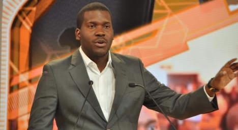 Vérone MANKOU, directeur général de VMH, concepteur du premier smartphone africain et de la première tablette tactile Vérone MANKOU, directeur général de VMH, concepteur du premier smartphone africain et de la première tablette tactile