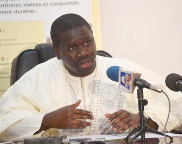 Oumar Youm, mnistre de la Gouvernance locale du Développement et de l’Aménagement du territoire