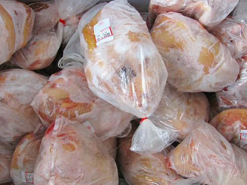 L’Afrique du Sud est à nouveau menacée d’une invasion de poulets congelés européens