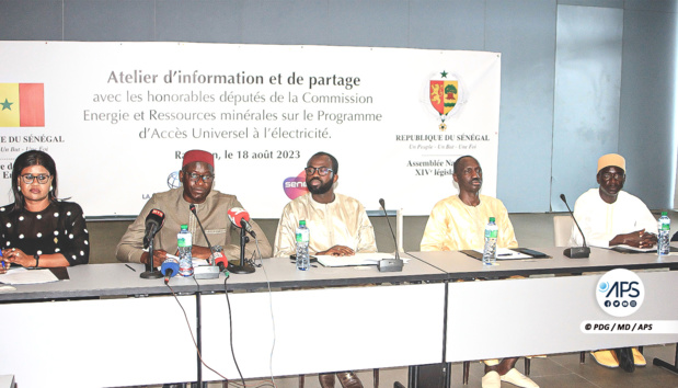 Accès universel à l’énergie : Un programme d’urgence de 516 milliards de FCfa en cours de mise en œuvre Accès universel à l’énergie : Un programme d’urgence de 516 milliards de FCfa en cours de mise en œuvre