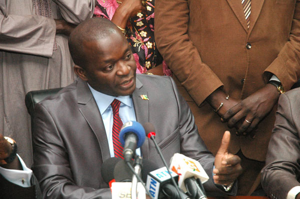 Alioune Sarr, ministre du commerce, du secteur informel, de la consonmation et de la prmotion des produits locaux et des PME Alioune Sarr, ministre du commerce, du secteur informel, de la consonmation et de la prmotion des produits locaux et des PME