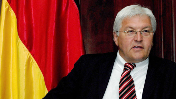 Frank-Walter Steinmeier est ministre des Affaires étrangères de l'Allemagne. Frank-Walter Steinmeier est ministre des Affaires étrangères de l'Allemagne.
