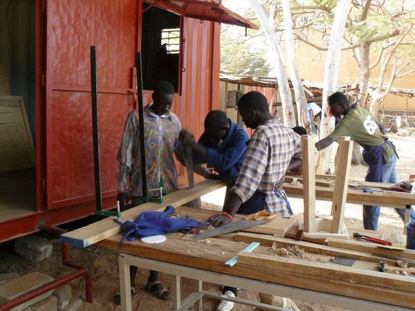 Sénégal : Serigne Mboup pour la fabrication du matériel agricole par les artisans locaux