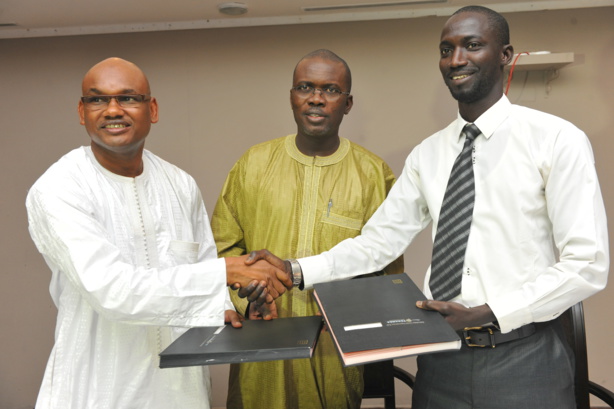 Abdou Aziz Sy, directeur général de Sabodala Gold Opérations a gauche Abdou Aziz Sy, directeur général de Sabodala Gold Opérations a gauche