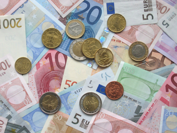 Jusqu'où l'euro va-t-il chuter ?