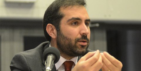 Abdelmalek Alaoui, spécialiste marocain de l'Afrique. Abdelmalek Alaoui, spécialiste marocain de l'Afrique.