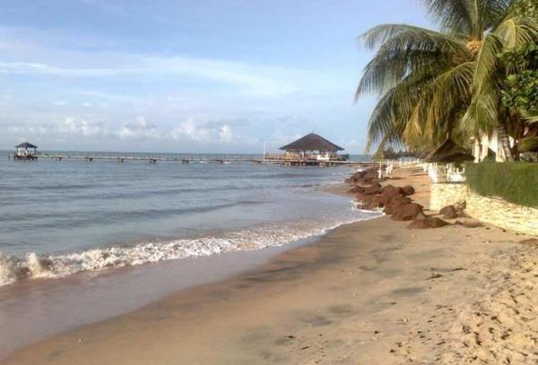 GROSSES INQUIÉTUDES SUR LE DEVENIR DES CÔTES SÉNÉGALAISES :LES ÉNIGMES DE LA LOI SUR LE LITTORAL