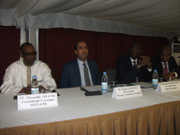 De gauche à droite, Messieurs Dioulde Niane, Younës Oujenha, Souleymane Diarassouba et El Hadji Hassan Kaba De gauche à droite, Messieurs Dioulde Niane, Younës Oujenha, Souleymane Diarassouba et El Hadji Hassan Kaba