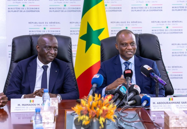 Ministère de l’Economie : Abdourahmane Sarr s’engage à traduire en actes concrets le projet de souveraineté Ministère de l’Economie : Abdourahmane Sarr s’engage à traduire en actes concrets le projet de souveraineté