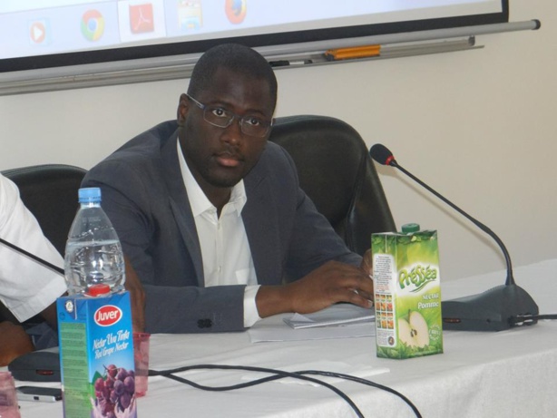 M. Ndongo Samba SYLLA Chargé de recherche et de programme à la Fondation Rosa Luxemburg