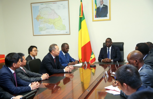 Investissement : Macky  Sall drague les Chinois Investissement : Macky  Sall drague les Chinois