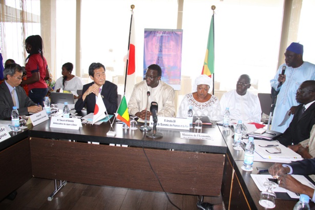 Coopération Sénégal – Japon : Le Japon va financer la construction d’une unité de dessalement de l’eau de mer à Dakar Coopération Sénégal – Japon : Le Japon va financer la construction d’une unité de dessalement de l’eau de mer à Dakar