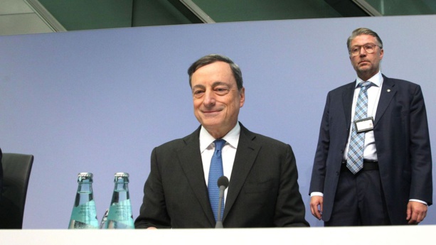 Grèce: la BCE refinance les banques, qui ouvriront à nouveau lundi Grèce: la BCE refinance les banques, qui ouvriront à nouveau lundi