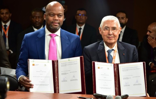 Facilitation du commerce et de l’investissement en Afrique : Le groupe Attijariwafa bank et le secrétariat de la Zlecaf signent un protocole d’accord Facilitation du commerce et de l’investissement en Afrique : Le groupe Attijariwafa bank et le secrétariat de la Zlecaf signent un protocole d’accord