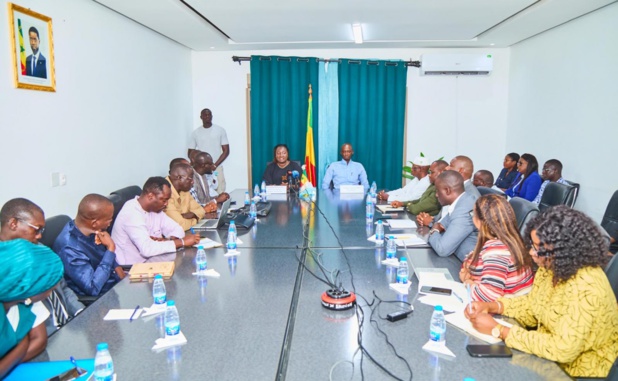 Financement et  construction d'infrastructures sportives : L’Apix et le ministère des Sports signent une convention de partenariat Financement et  construction d'infrastructures sportives : L’Apix et le ministère des Sports signent une convention de partenariat