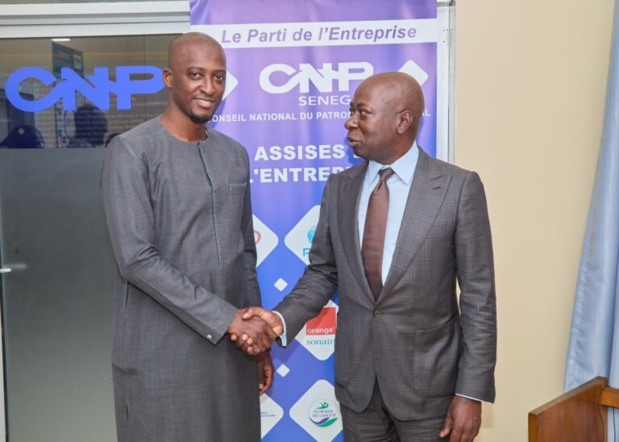 Visite du Directeur général de l’Apix au Cnp : Un engagement renouvelé pour un partenariat public-privé renforcé Visite du Directeur général de l’Apix au Cnp : Un engagement renouvelé pour un partenariat public-privé renforcé