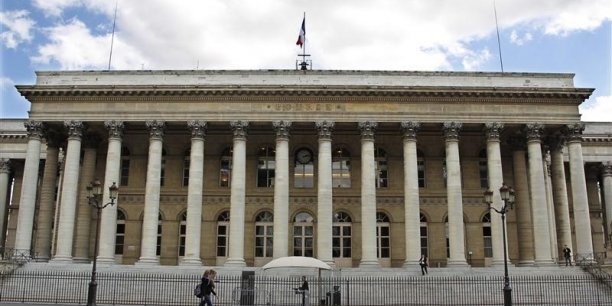 Les Bourses repassent dans le rouge malgré les annonces de la Banque centrale chinoise Les Bourses repassent dans le rouge malgré les annonces de la Banque centrale chinoise