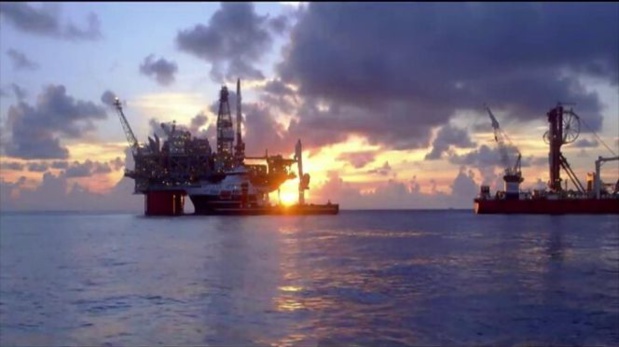 Déshabiller Woodside pour habiller Poutine ? Déshabiller Woodside pour habiller Poutine ?