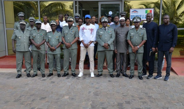 Dynamisation des zones économiques spéciales : L'Apix et les Douanes unissent leurs forces Dynamisation des zones économiques spéciales : L'Apix et les Douanes unissent leurs forces