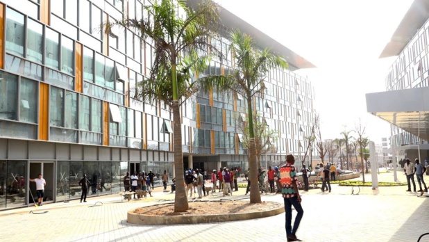 Sénégal : Les charges d’intérêts sur la dette et la rémunération des salariés pèsent lourd sur les dépenses publiques Sénégal : Les charges d’intérêts sur la dette et la rémunération des salariés pèsent lourd sur les dépenses publiques